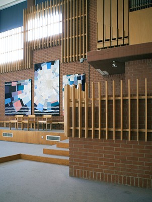 Timber details and organ in main chapel space